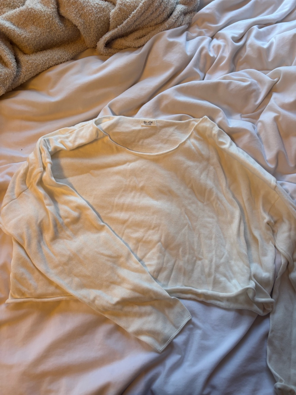 Brandy Melville Cream Long Sleeve Lightweight Top